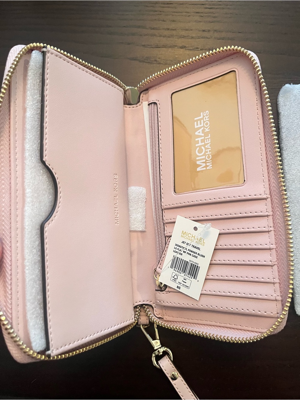Michael Kors Blush Jet Set Wristlet - Large - Picture 2 of 4